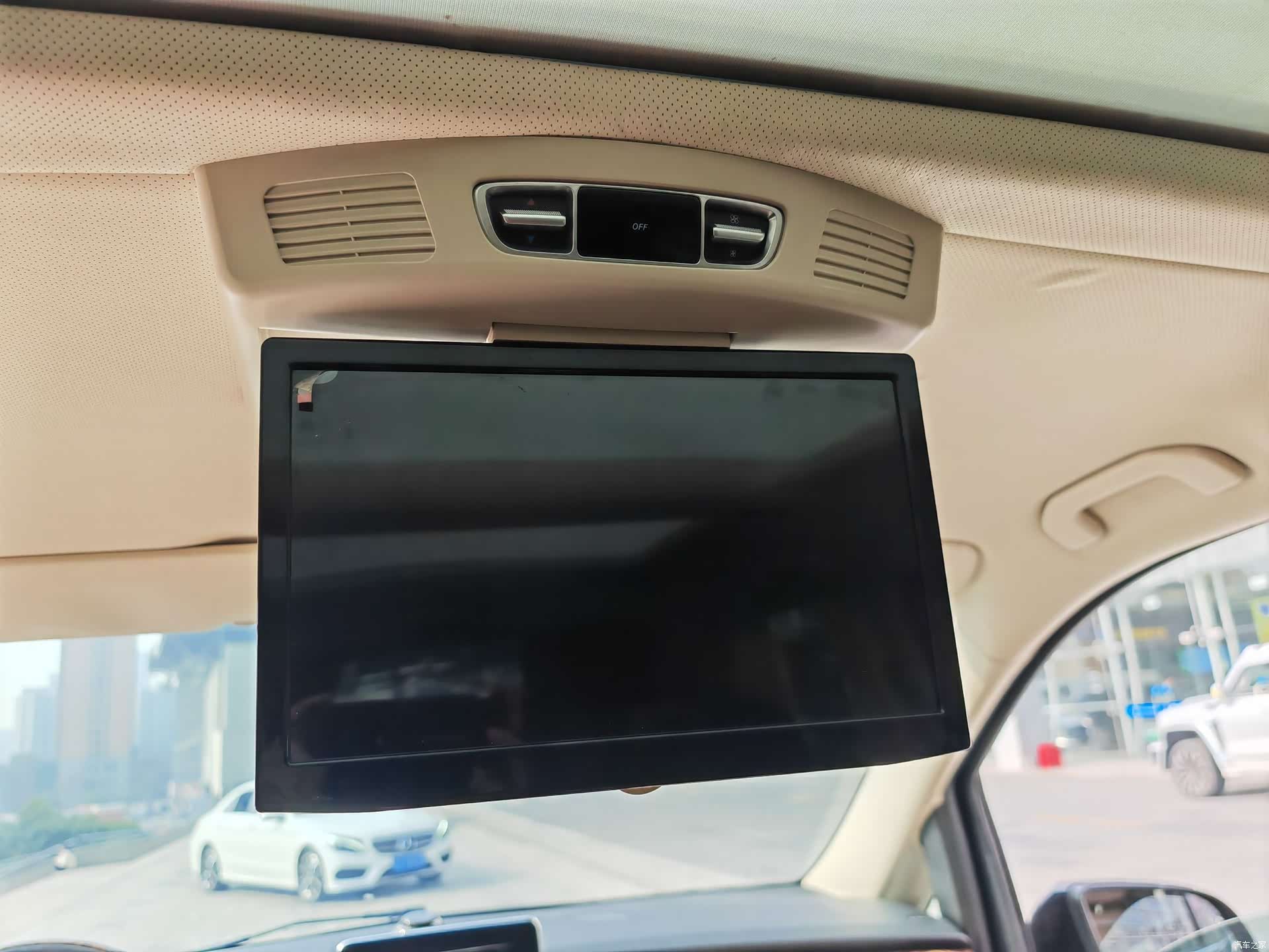 Mercedes-Benz V-Class, 2019 18