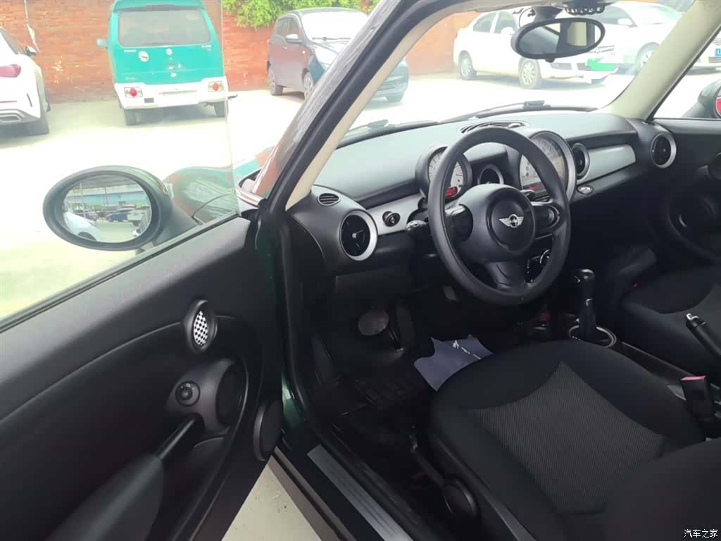 Mini ONE, 2014 12