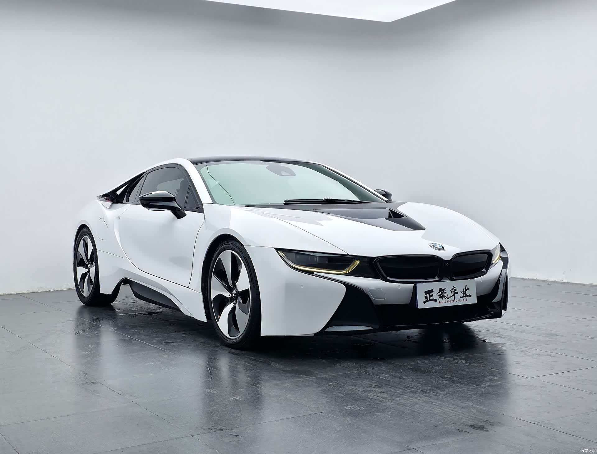 BMW i8, 2017 10
