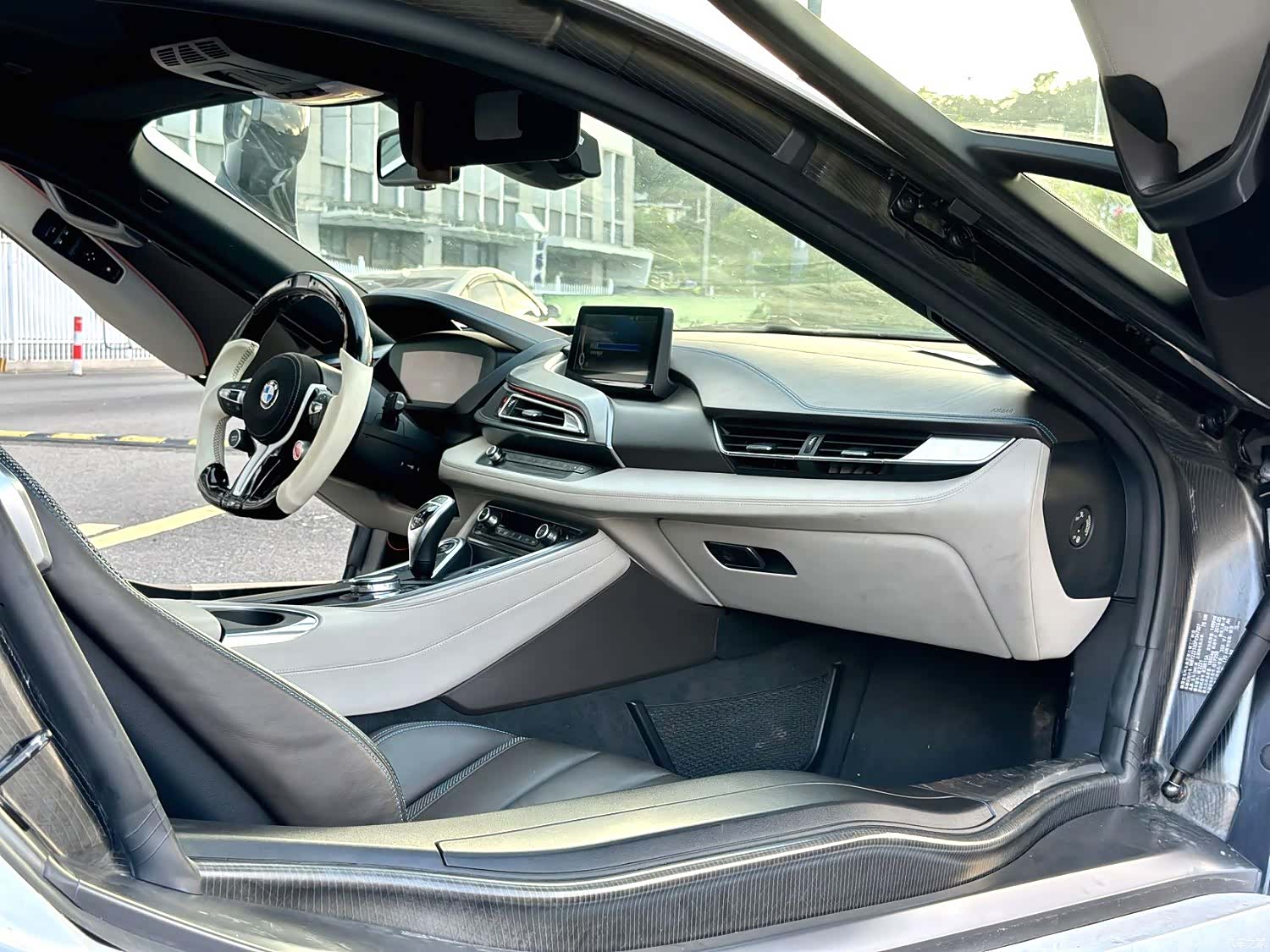 BMW i8, 2016 3