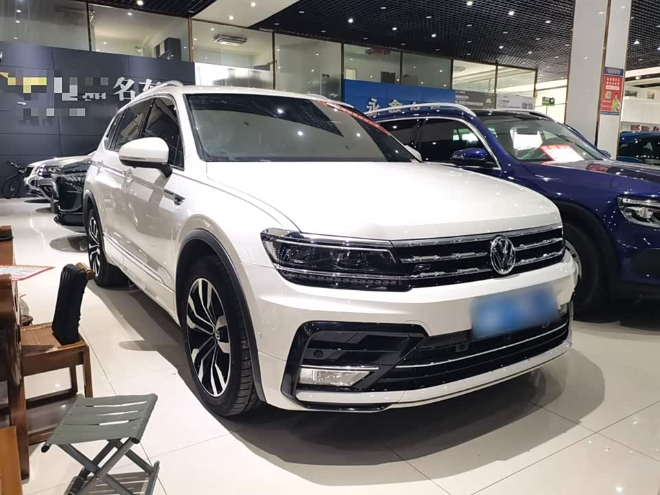 Volkswagen Tiguan L