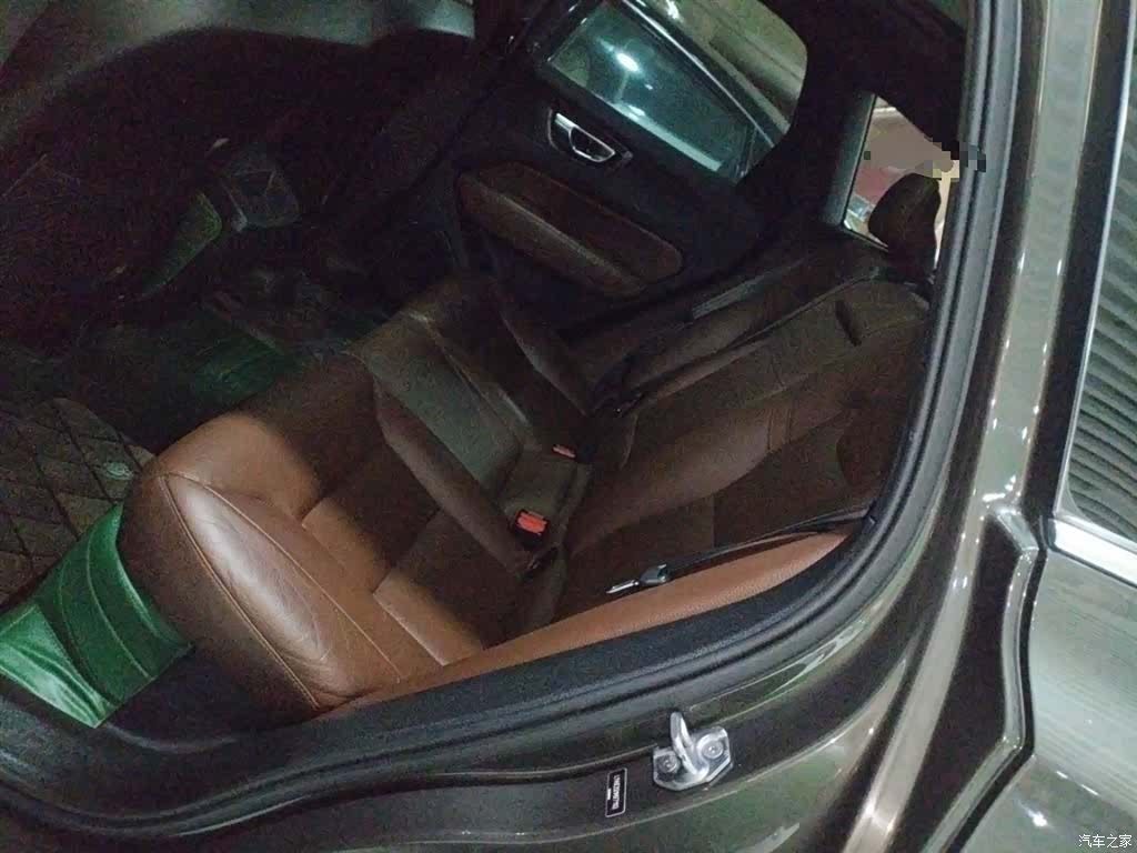 Volvo XC60, 2021 17