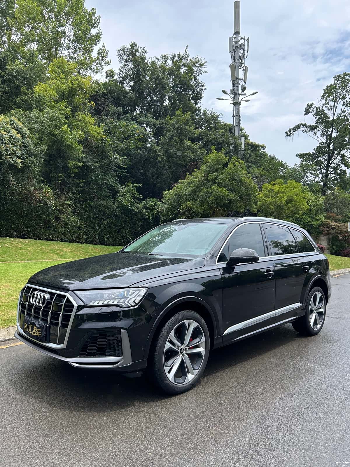 Audi Q7, 2024 1