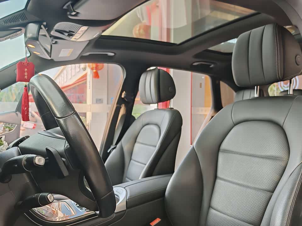 Mercedes-Benz GLC Mercedes-Benz GLC