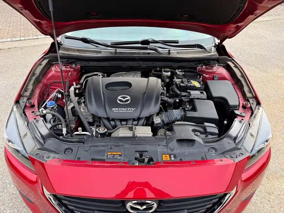 Mazda 3 Angkesaila