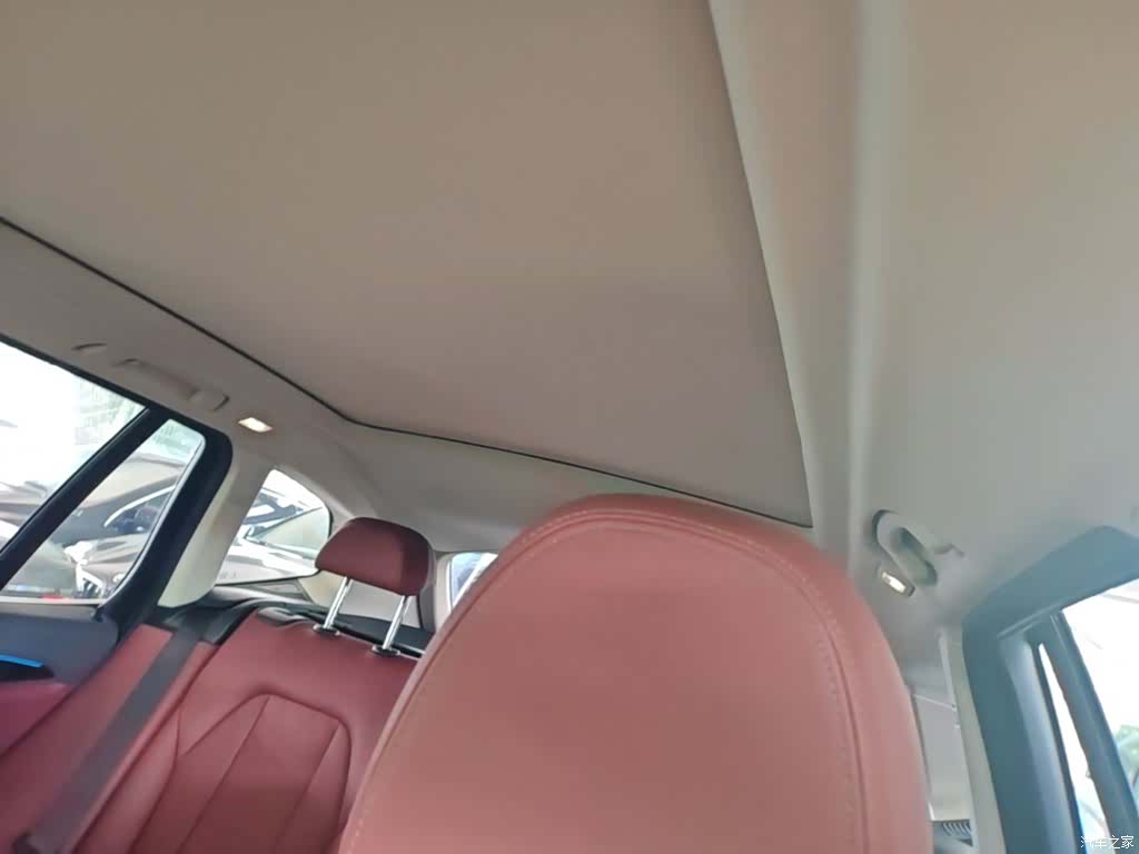 BMW iX3, 2024 18