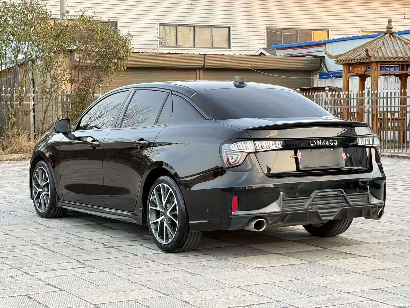 Lynk & Co 02, 2022 все фото