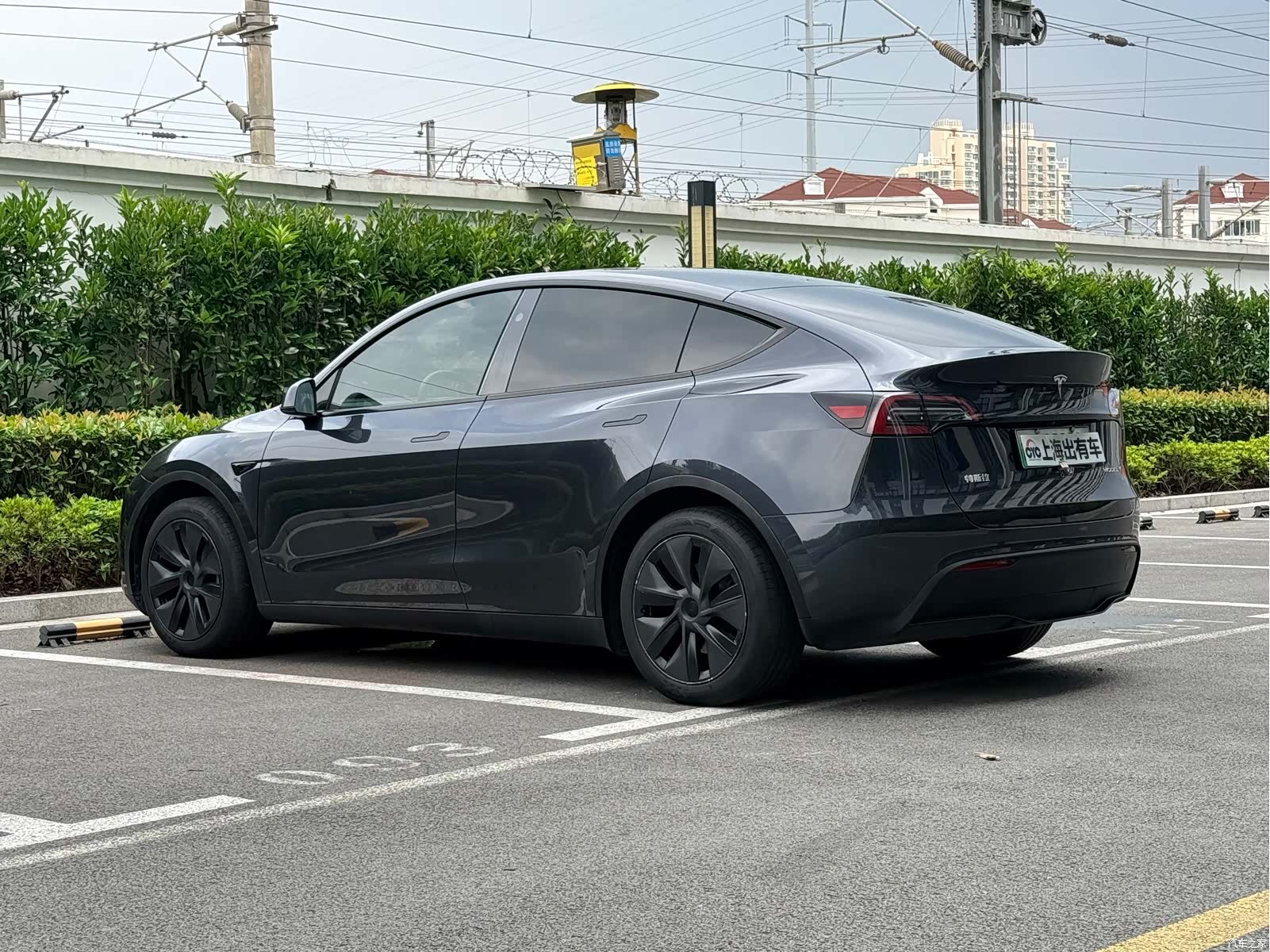 Tesla Model Y, 2024 6