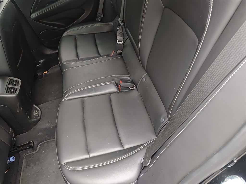 Buick Regal, 2023 13