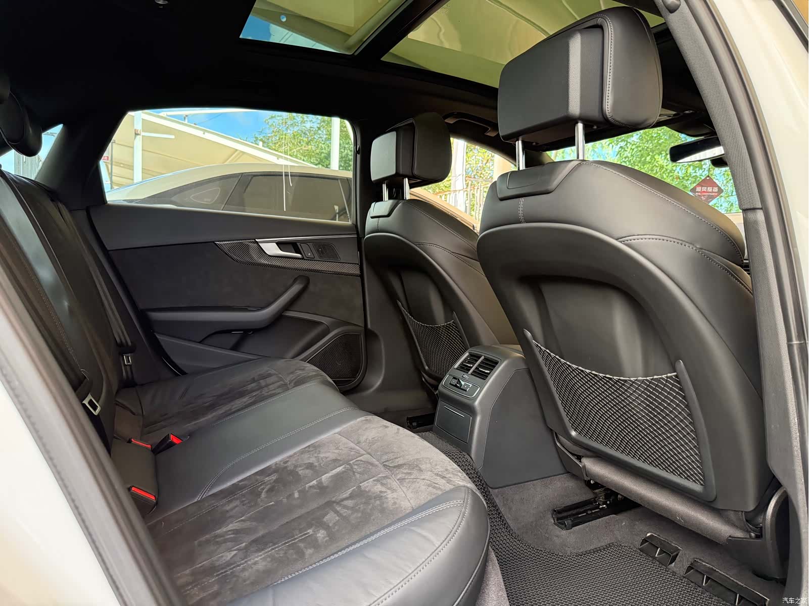 Audi A4L, 2020 11