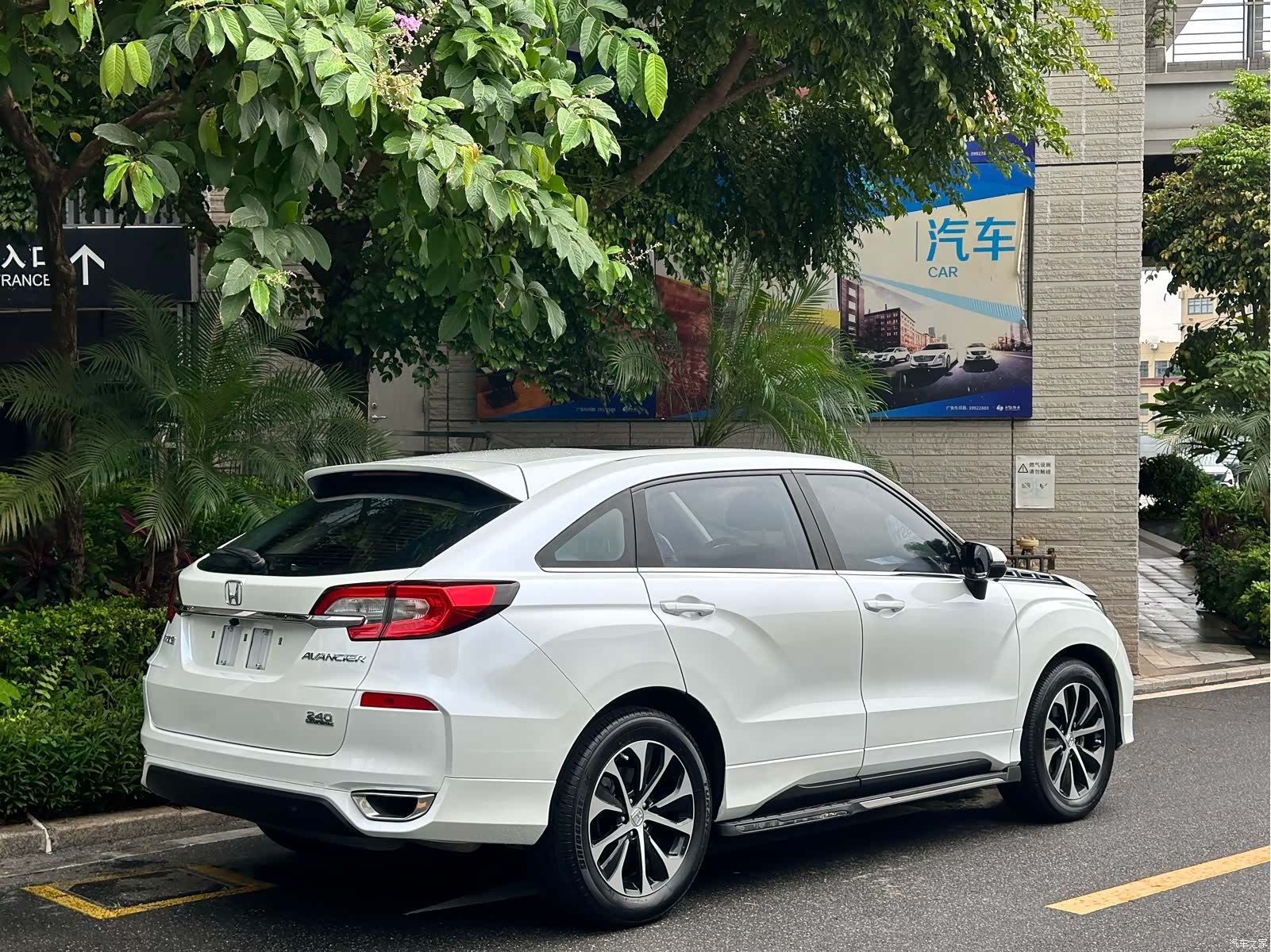 Honda Avancier, 2018 все фото