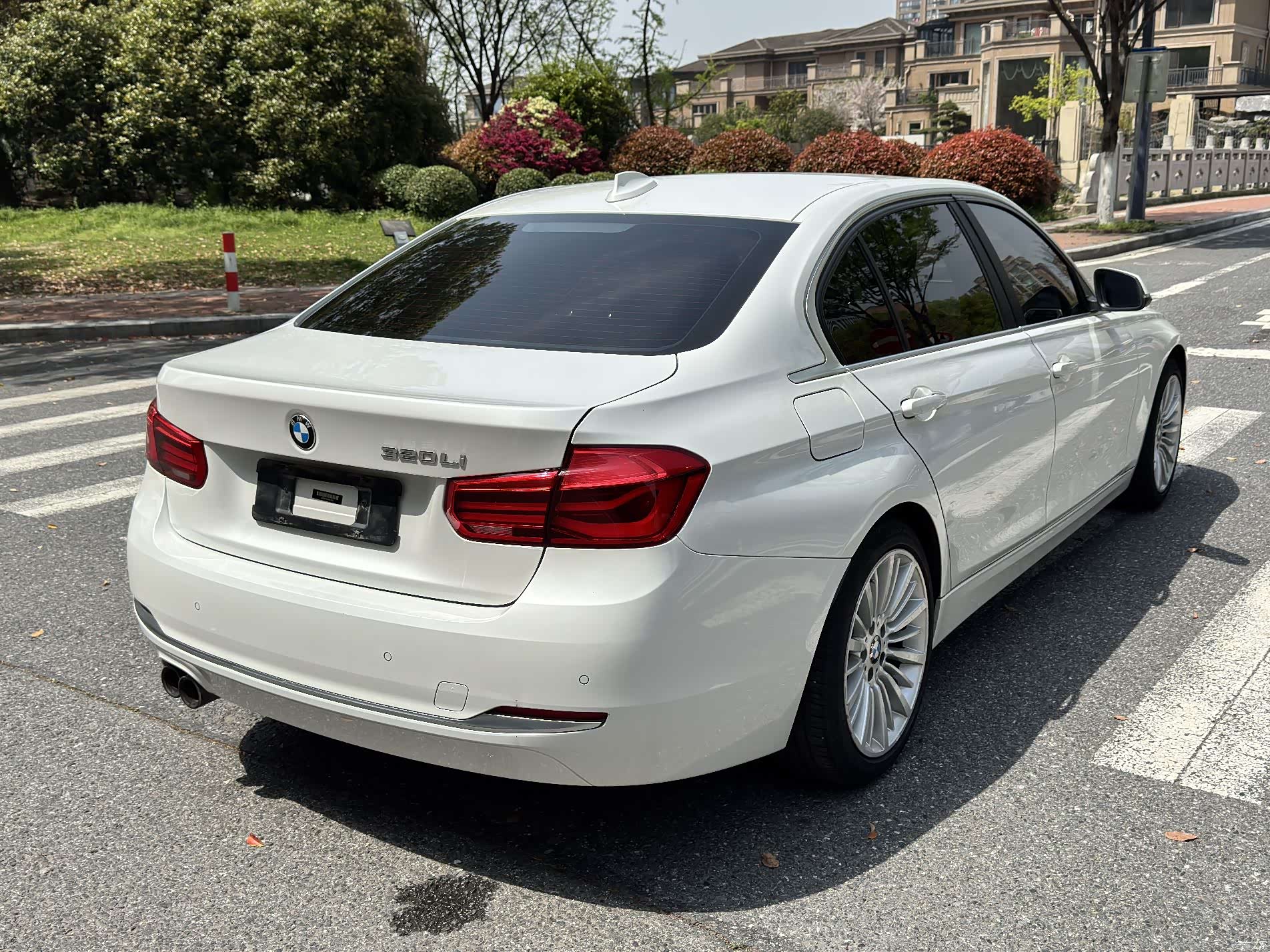 BMW 3 Series, 2018 7