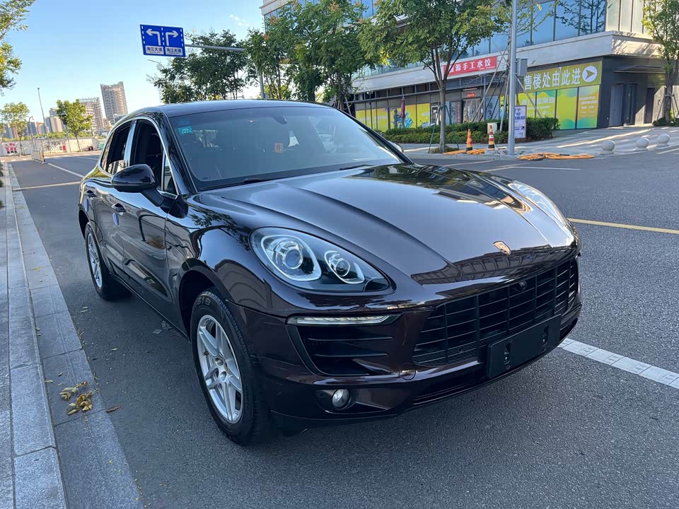 Porsche Macan