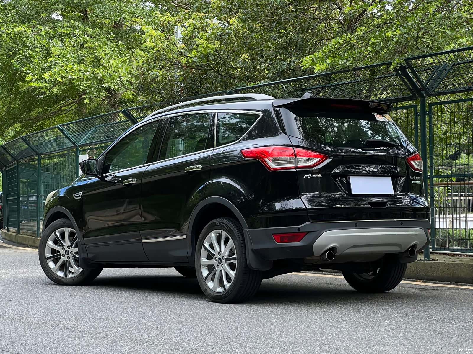 Ford Kuga, 2014 4