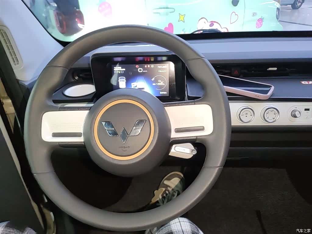 Wuling MINIEV, 2023 10
