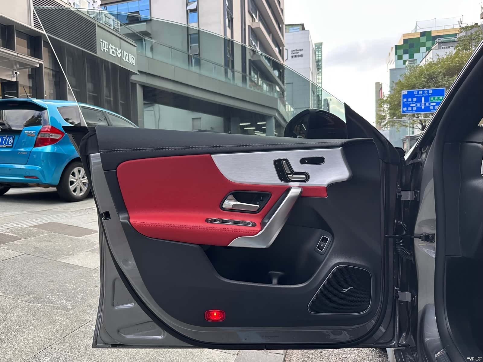 Mercedes-Benz CLA, 2023 13