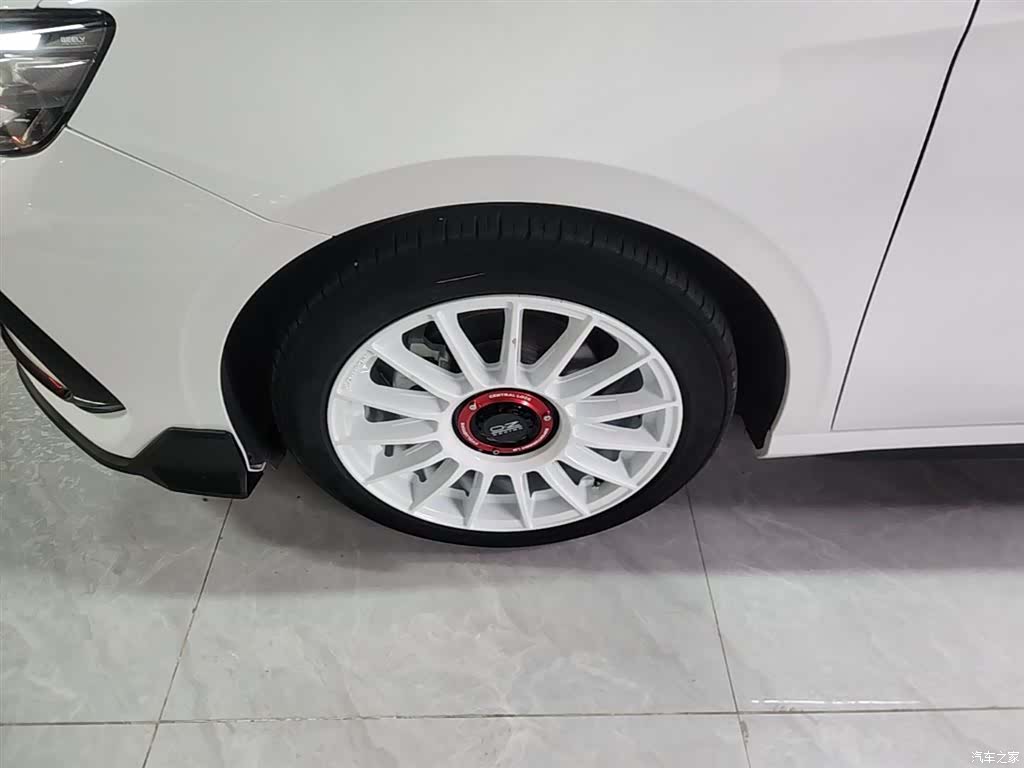 Geely Binray, 2024 23