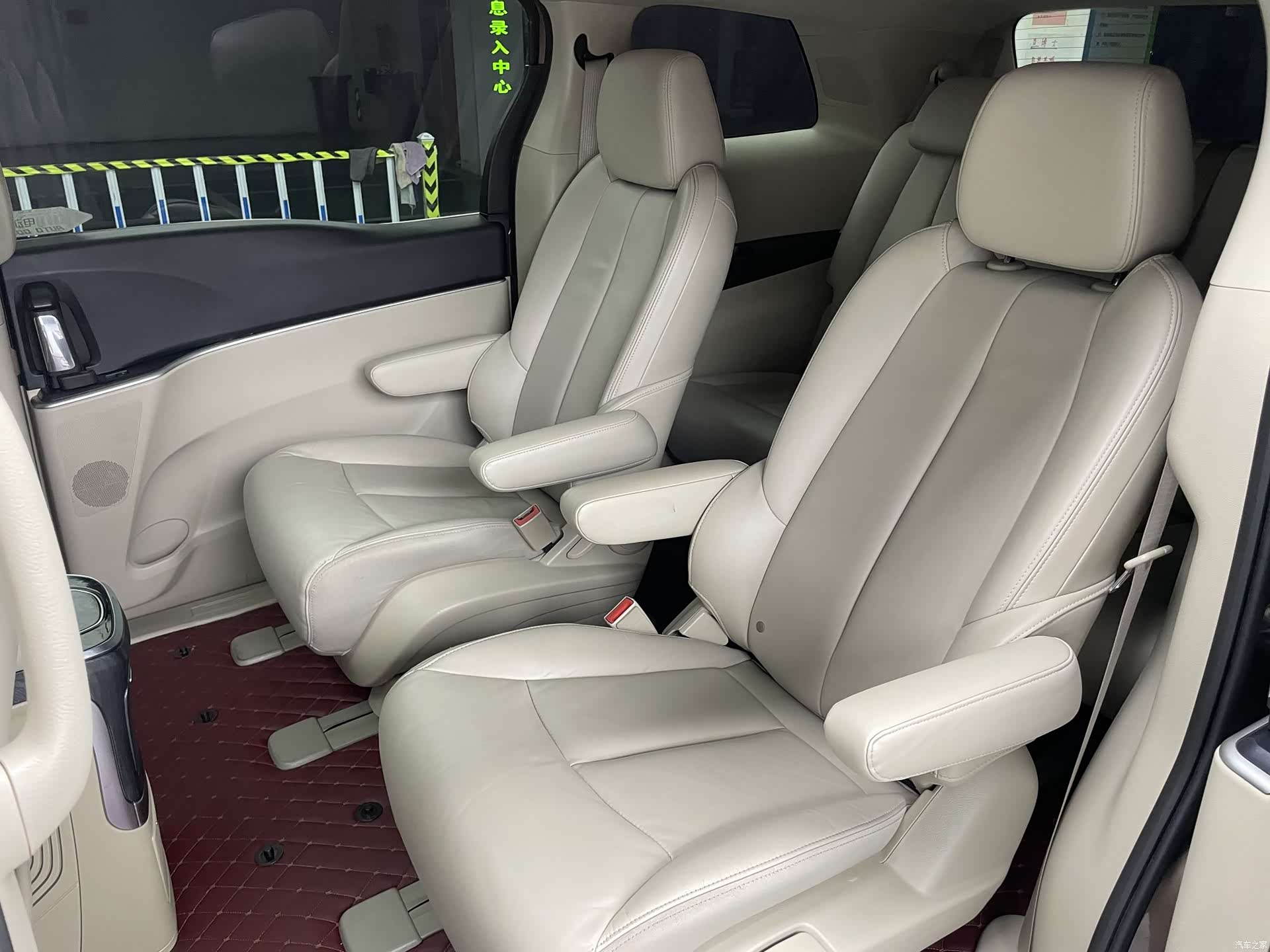 Buick GL8, 2020 9