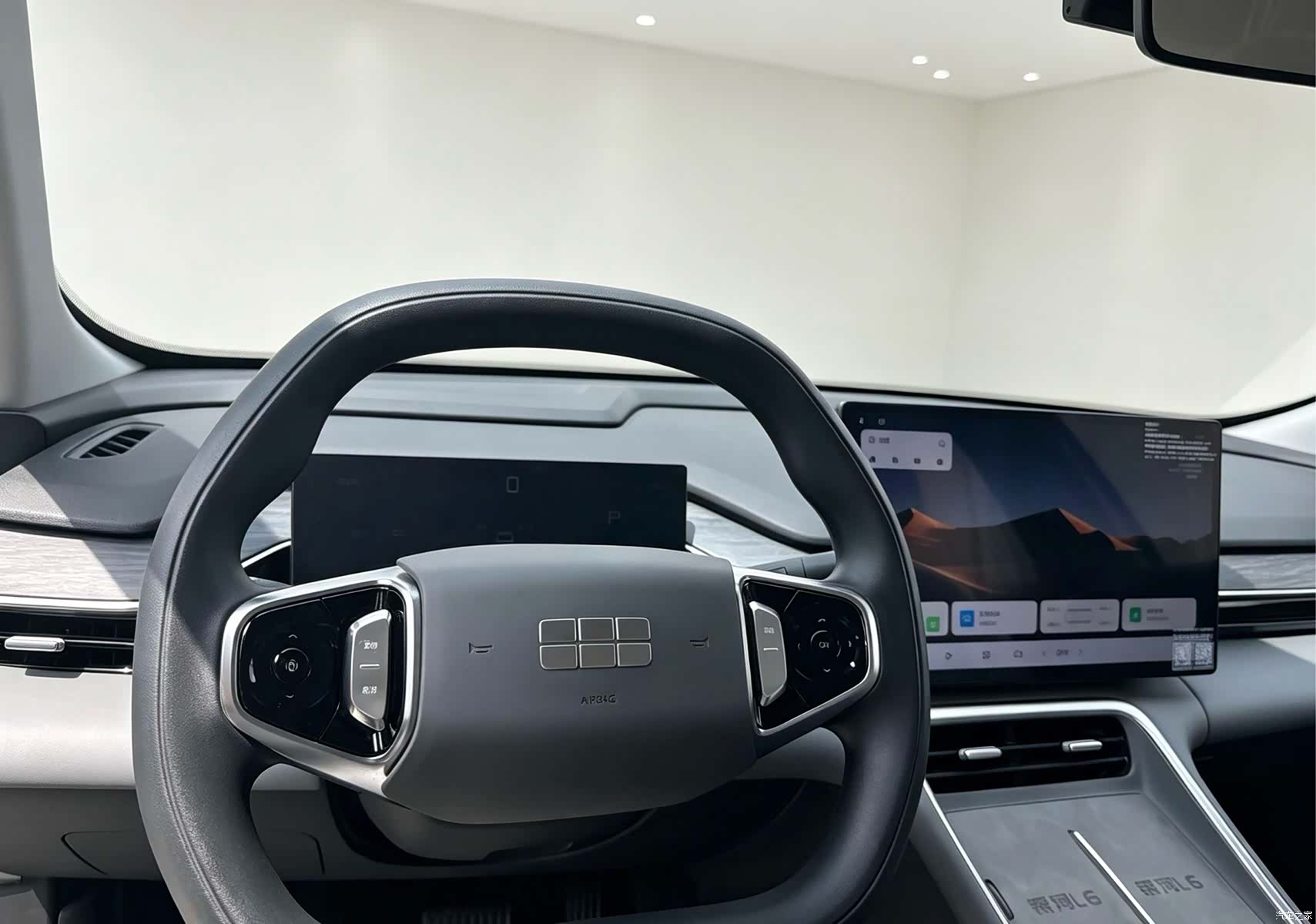 Geely Galaxy L6, 2025 9