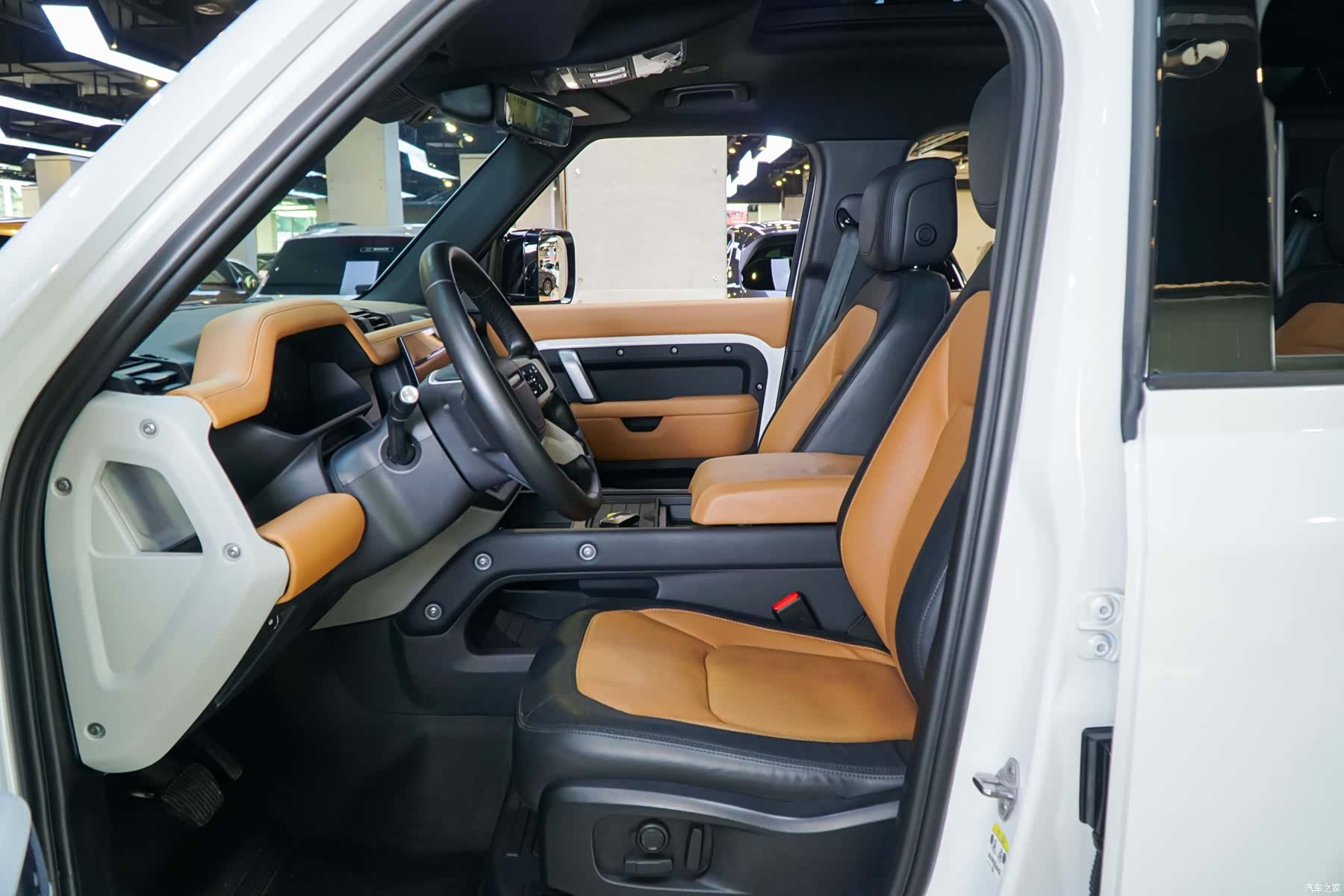 Land Rover Defender, 2023 9