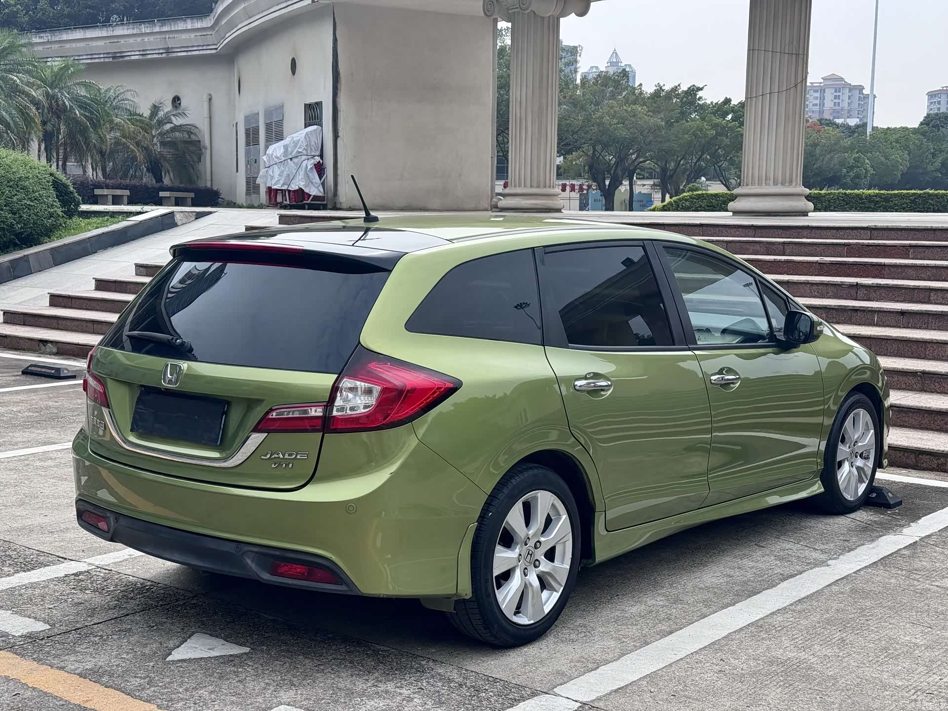 Honda Jade, 2016 8
