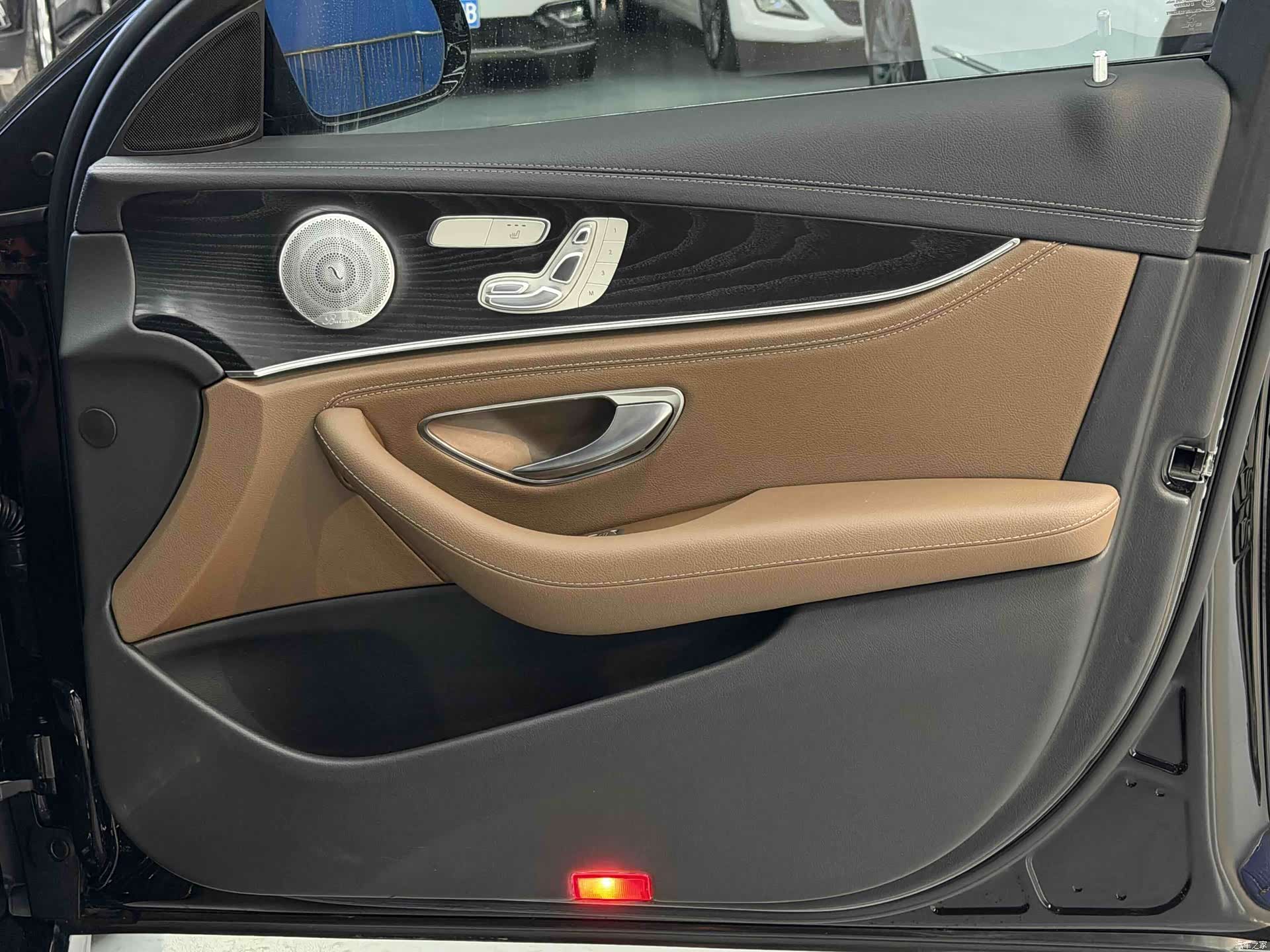 Mercedes-Benz E-Class, 2019 18