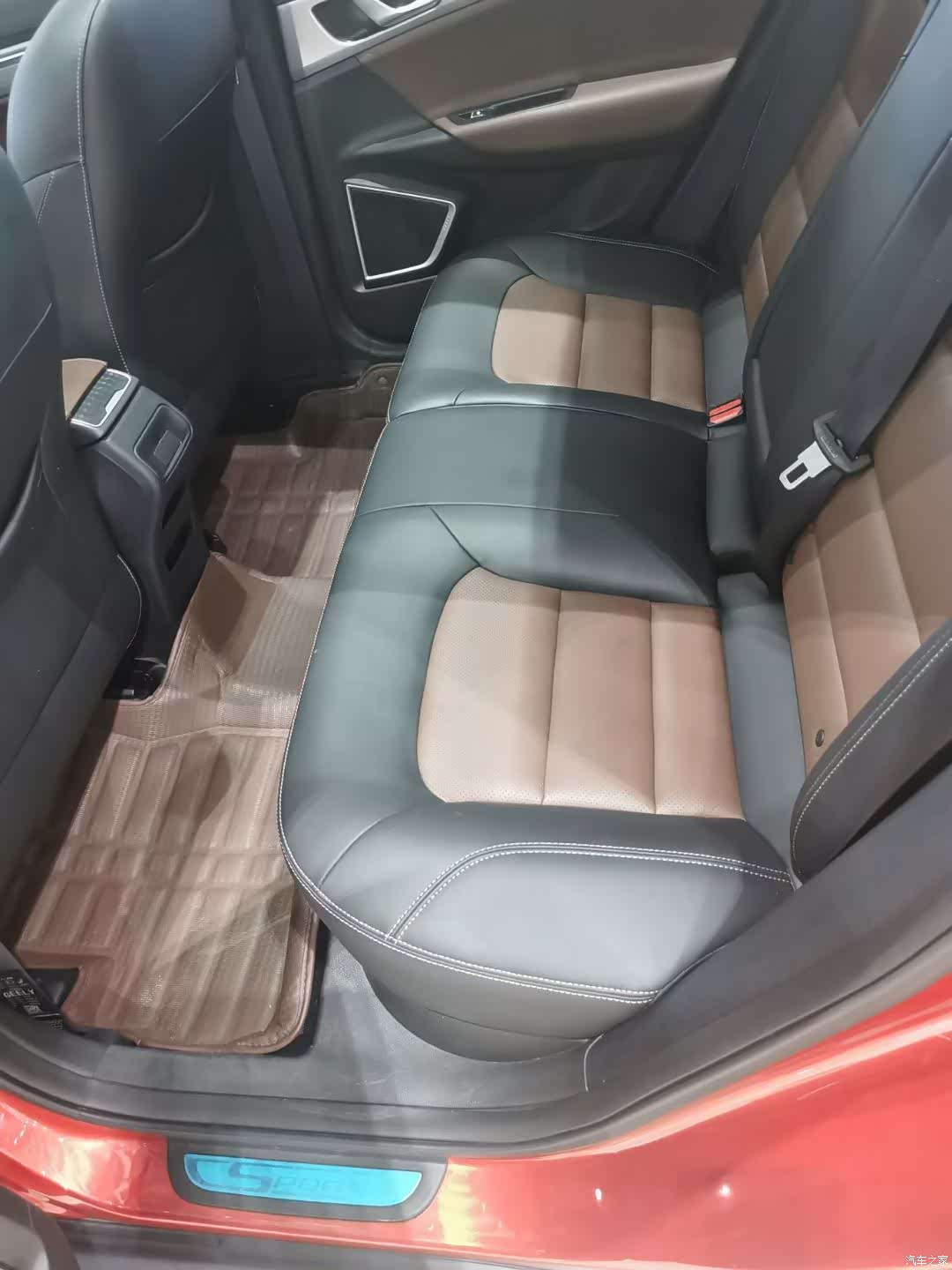Geely Emgrand, 2019 7