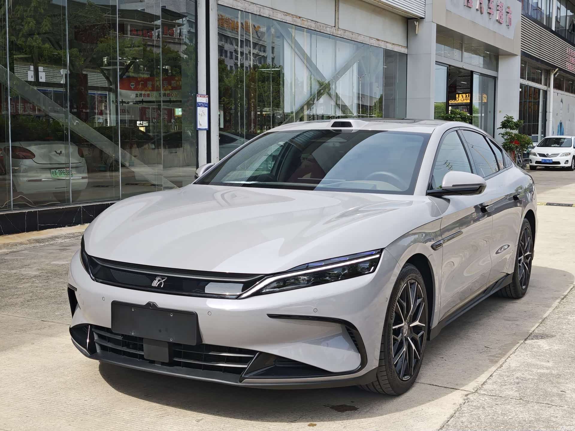BYD Han, 2025 1