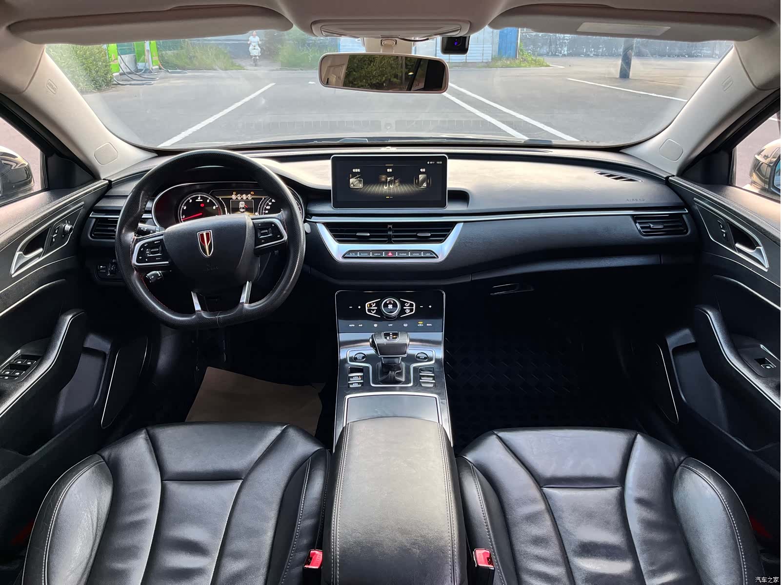 Hongqi H5, 2021 17