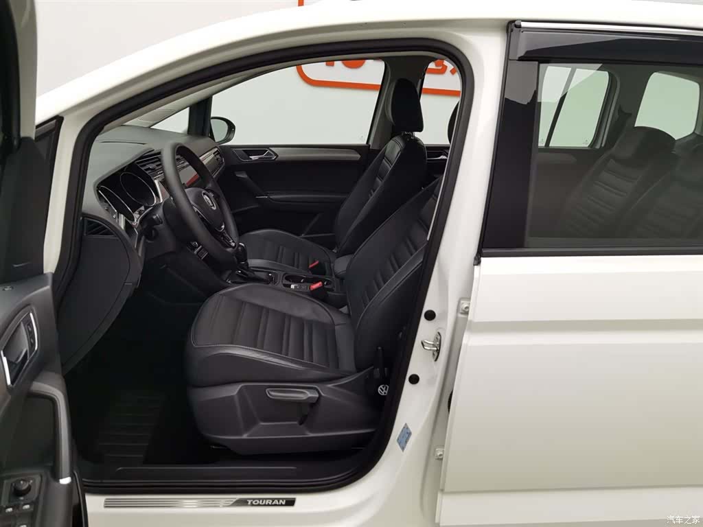 Volkswagen L, 2016 10
