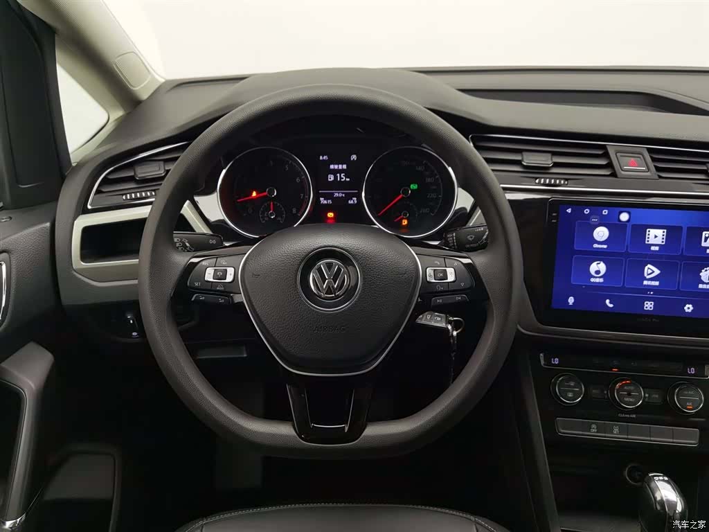 Volkswagen L, 2016 11