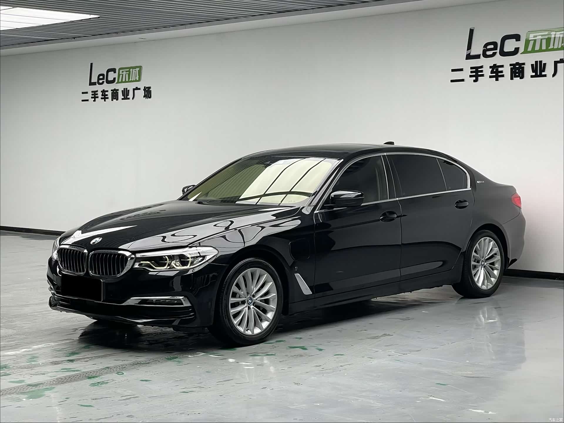 BMW 5 Series, 2019 1