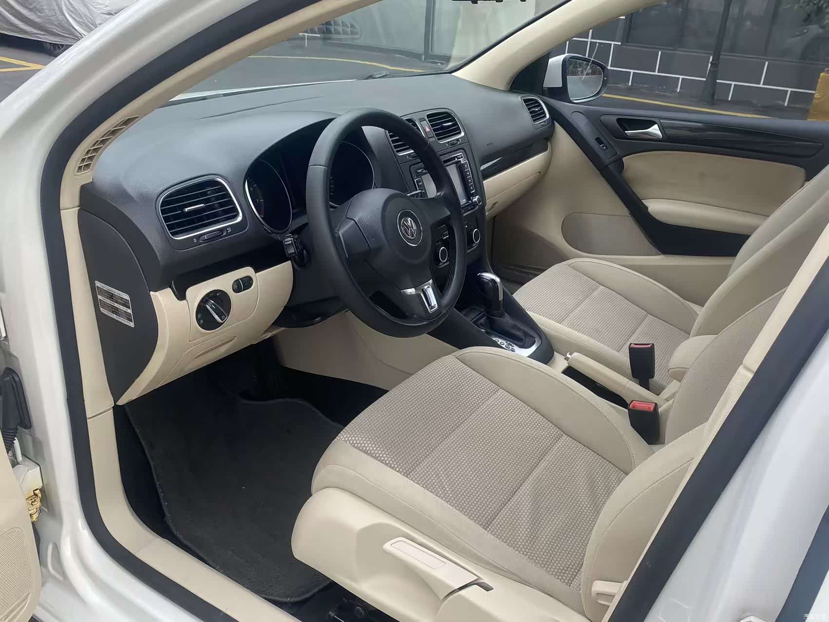 Volkswagen Golf, 2014 10