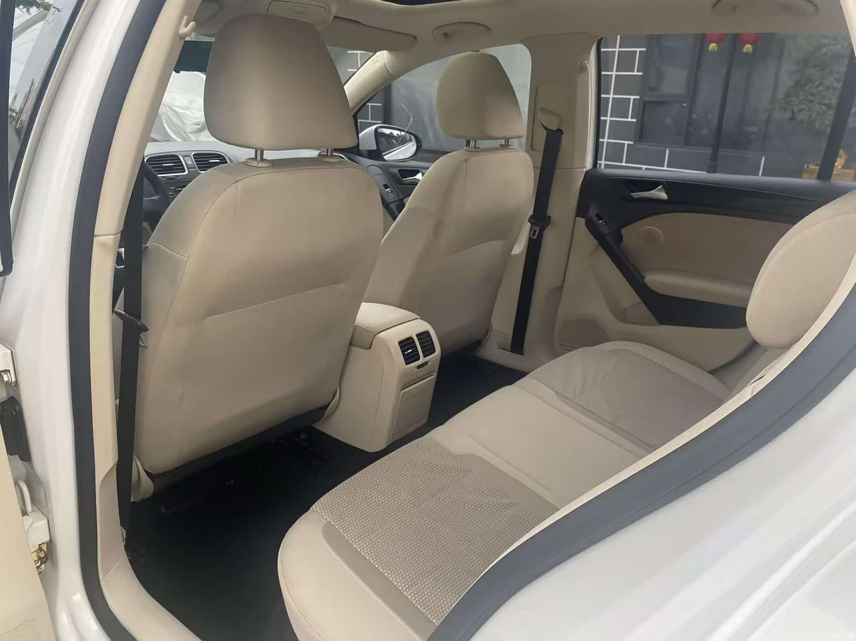 Volkswagen Golf, 2014 12
