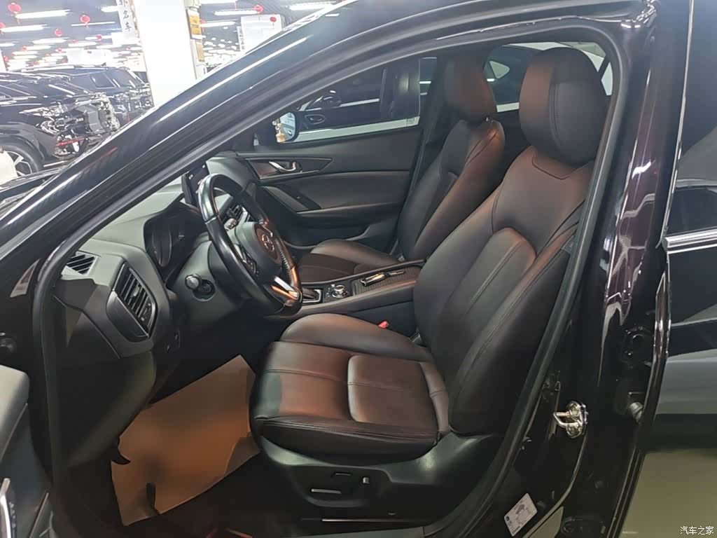 Mazda CX-4, 2020 15