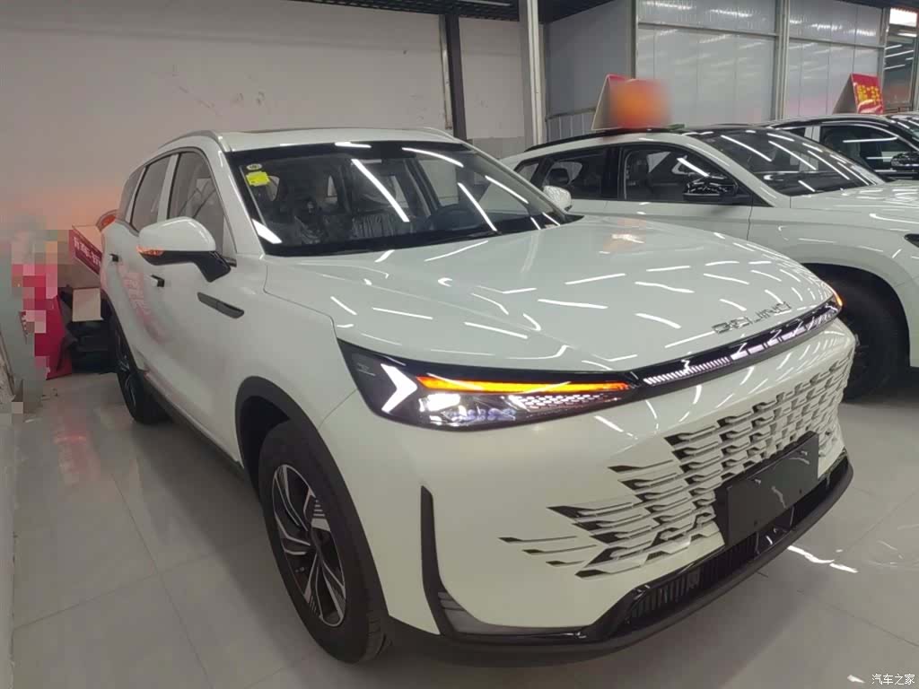 BAIC X7, 2025 4