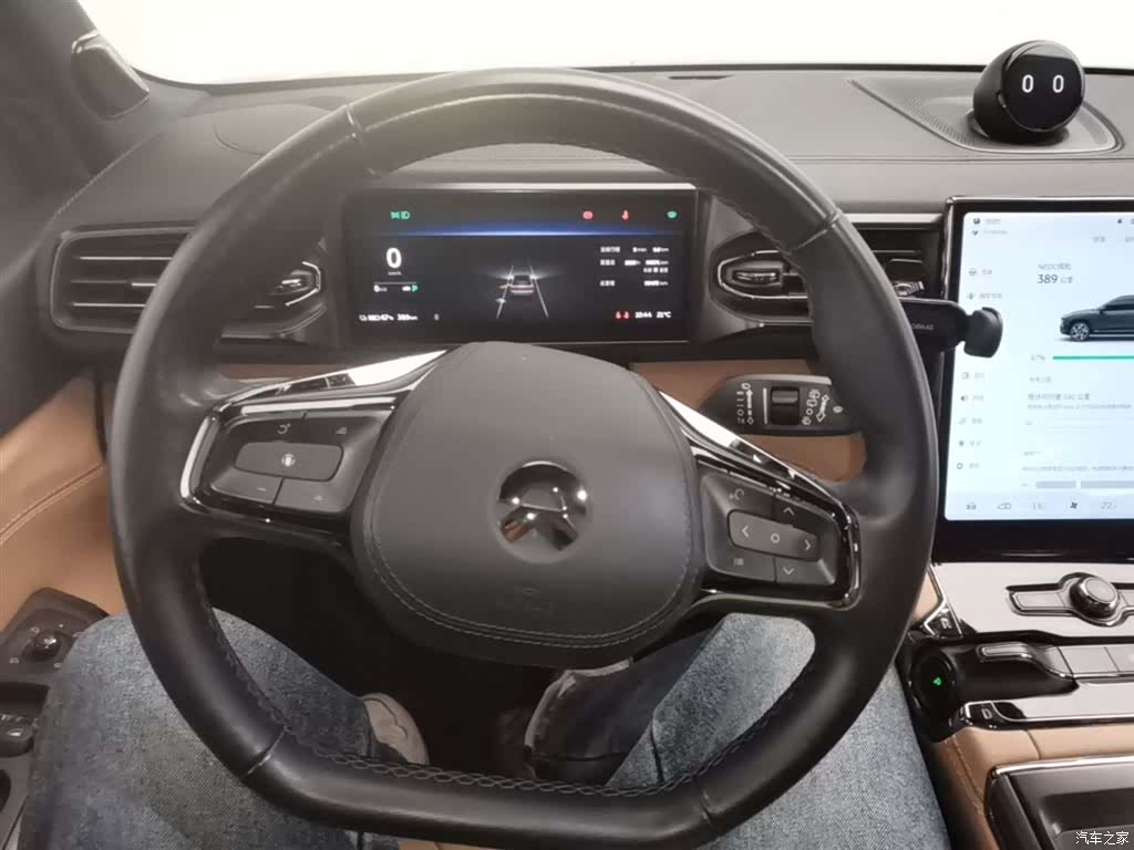NIO ES8, 2021 11