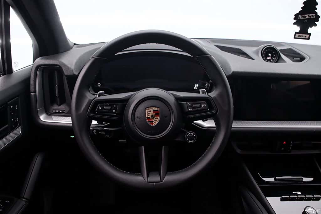 Porsche Cayenne, 2023 7