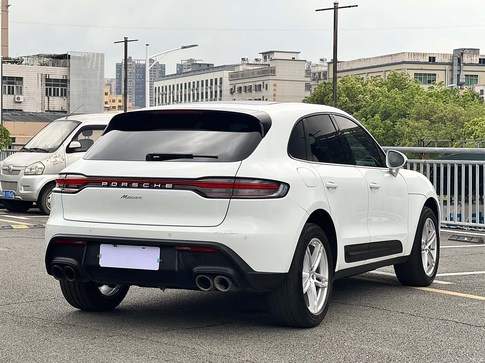Porsche Macan, 2023 все фото