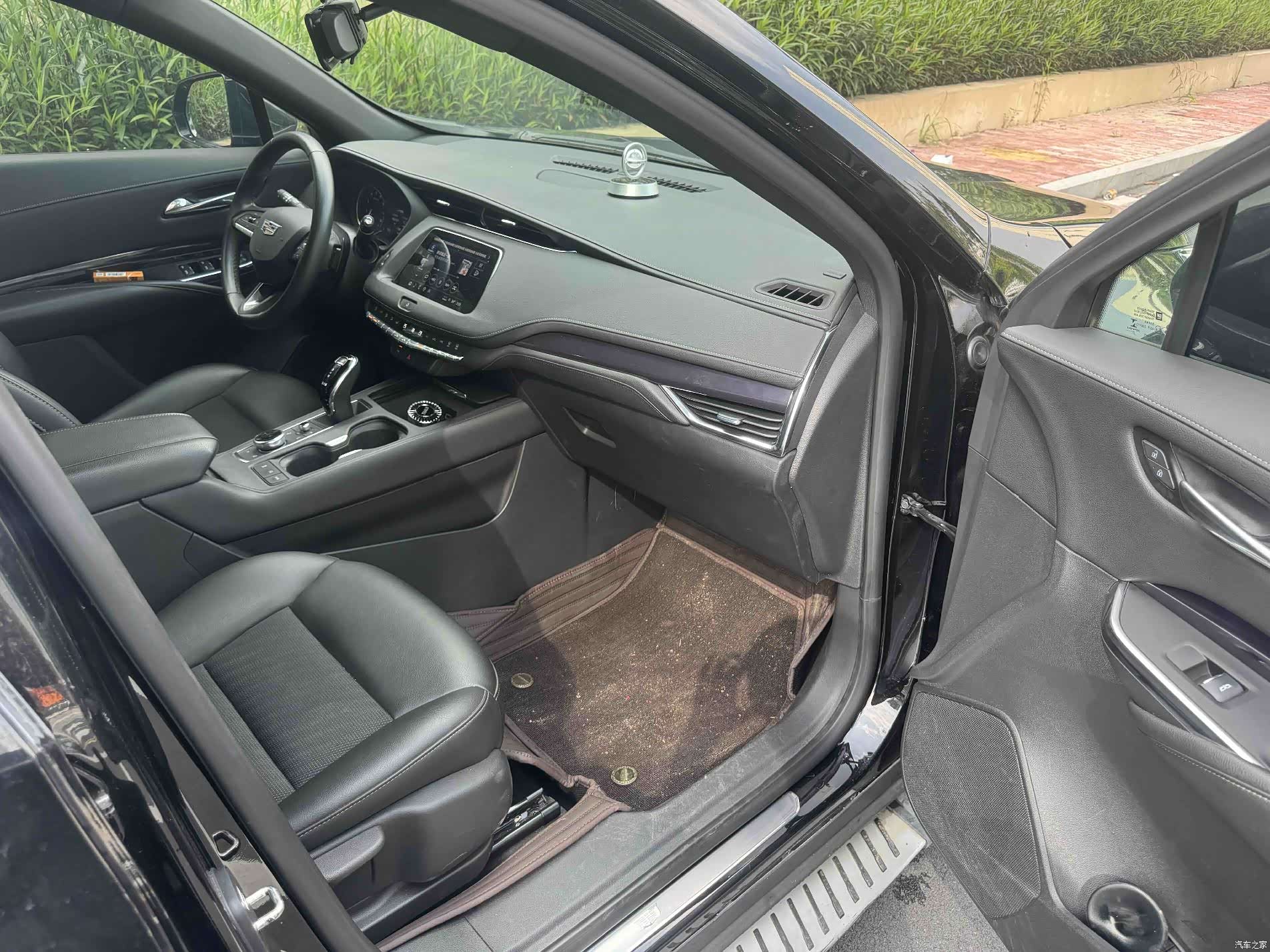 Cadillac XT4, 2022 30