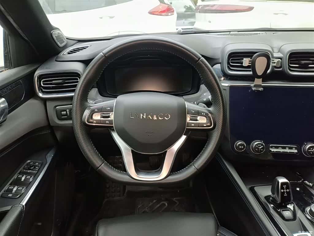 Lynk & Co 01, 2019 11