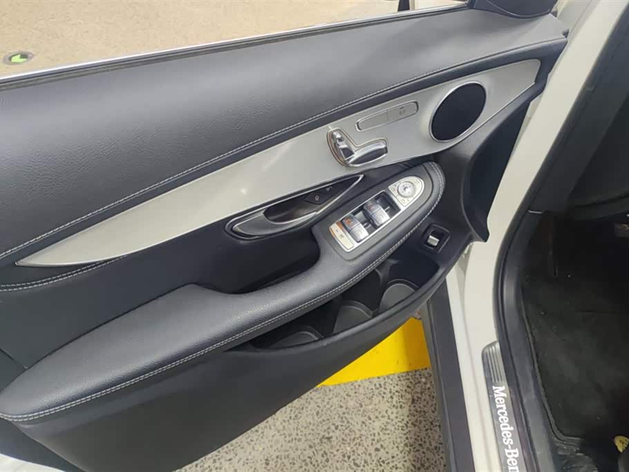 Mercedes-Benz GLC Mercedes-Benz GLC