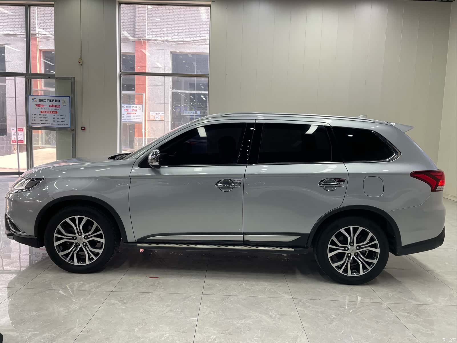 Mitsubishi Outlander, 2016 все фото