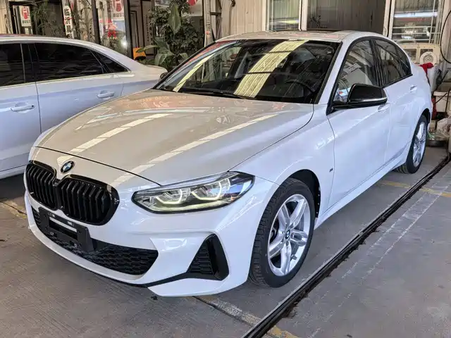 BMW 1 Series 2022 — купить из Китая под заказ