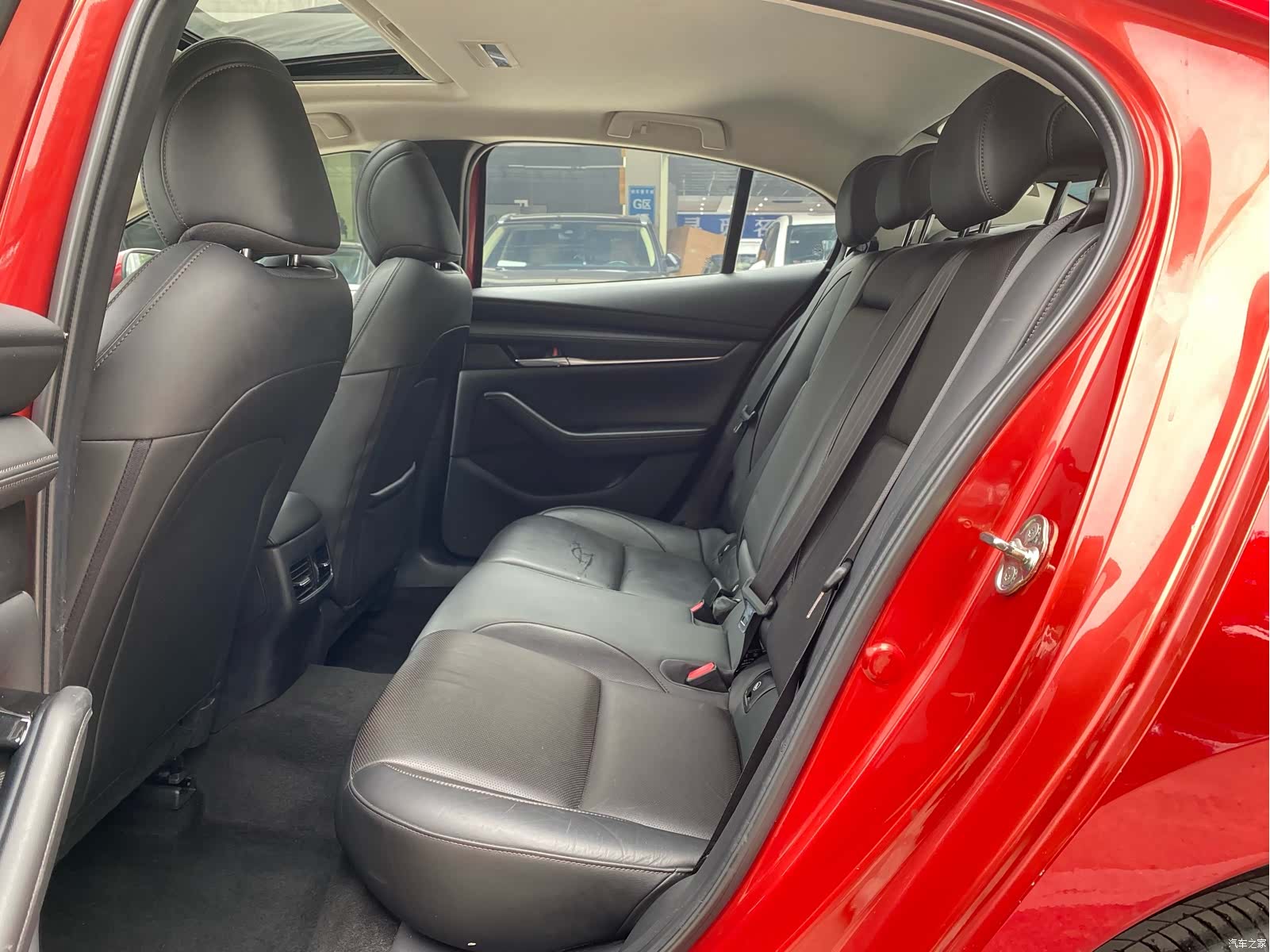 Mazda Mazda3, 2020 10