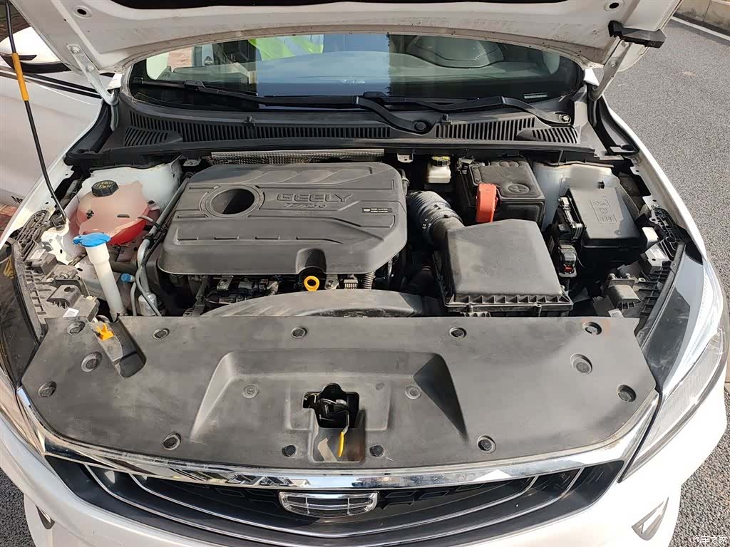 Geely Binray, 2020 10