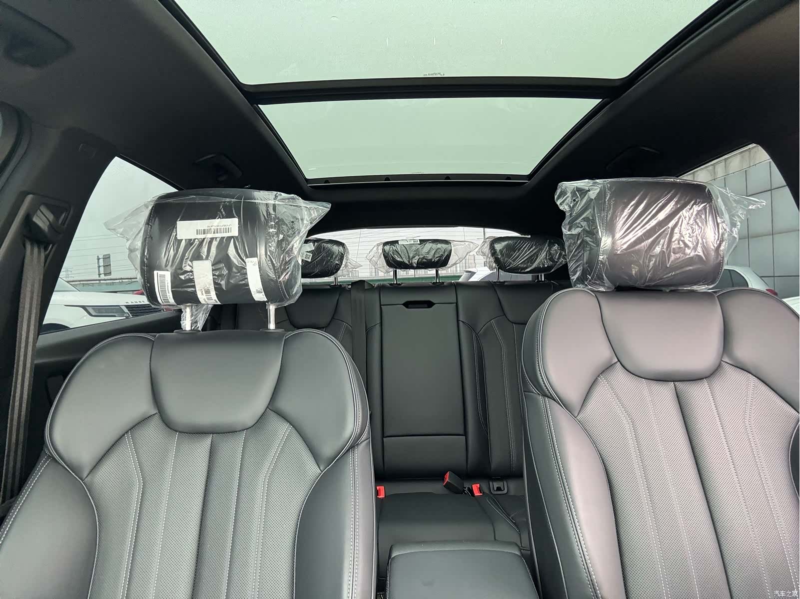 Audi Q5L, 2026 22