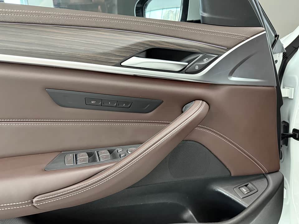 BMW 5 series BMW 5 series