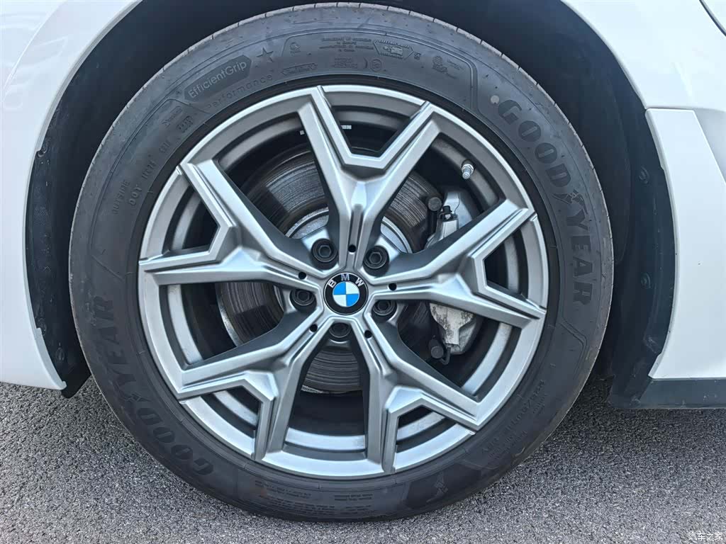 BMW i3, 2025 8