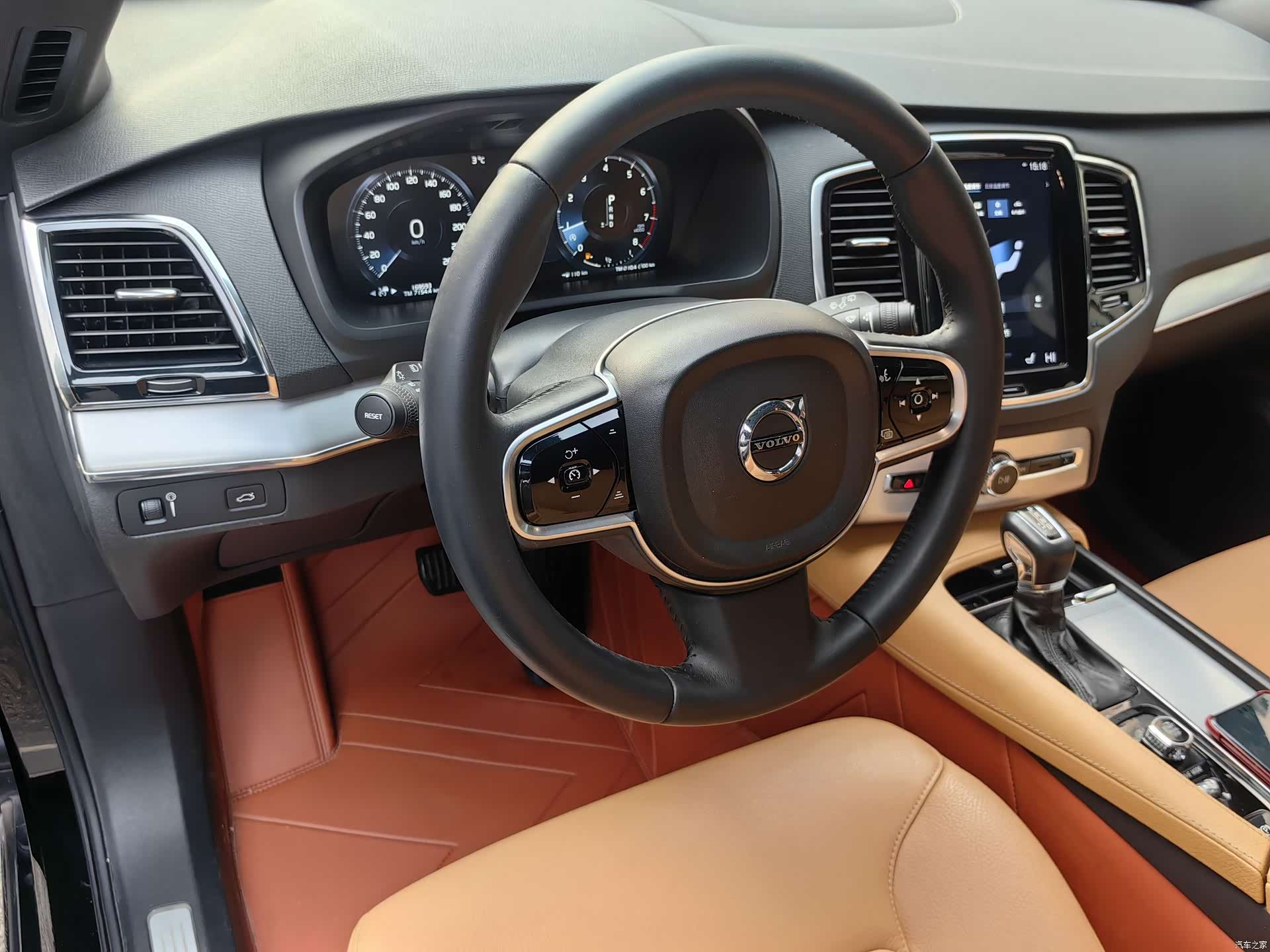 Volvo XC90, 2018 25